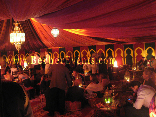 Arabian Nights theme party decor